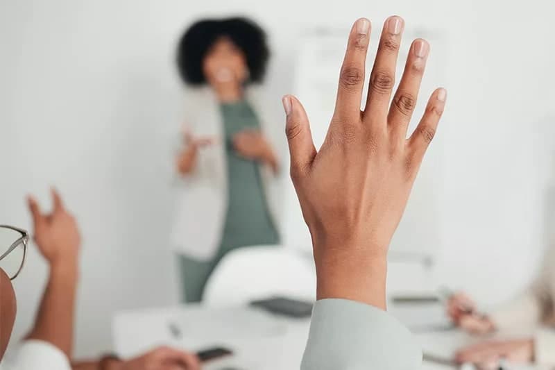 Desmitificando la Esclerosis Múltiple: 7 creencias erróneas que persisten en la sociedad